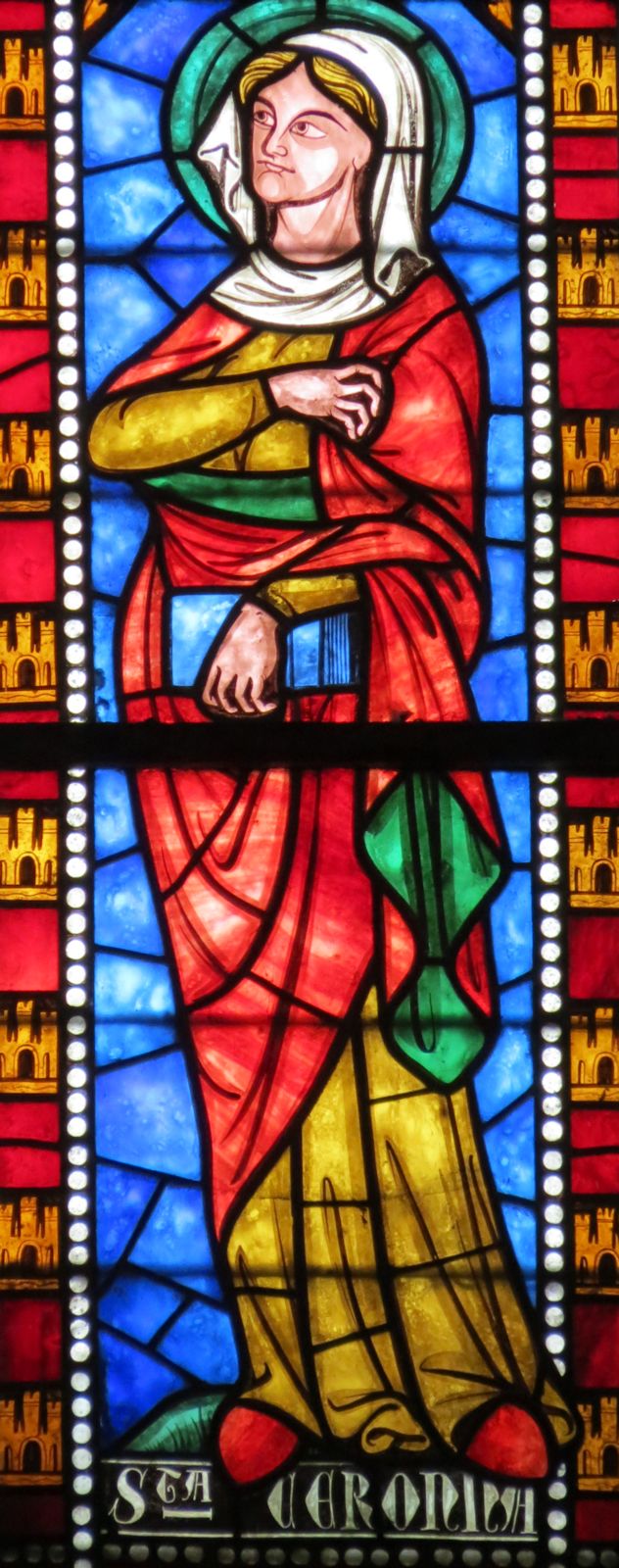 Glasfenster der Kathedrale in Sées