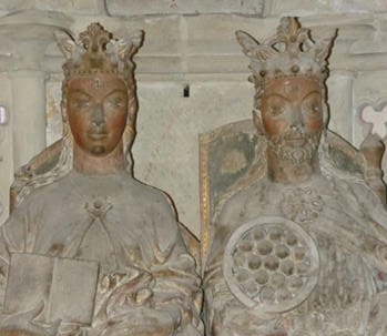Skulptur im Magdeburger Dom: Otto mit seiner ersten (?) Frau Editha