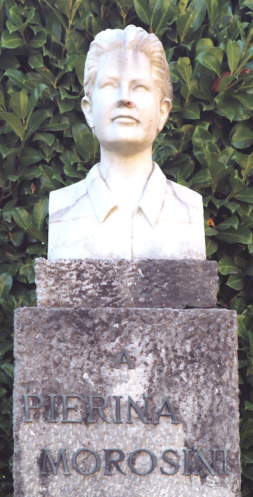 Denkmal vor der Pfarrkirche in Fiobbio di Albino