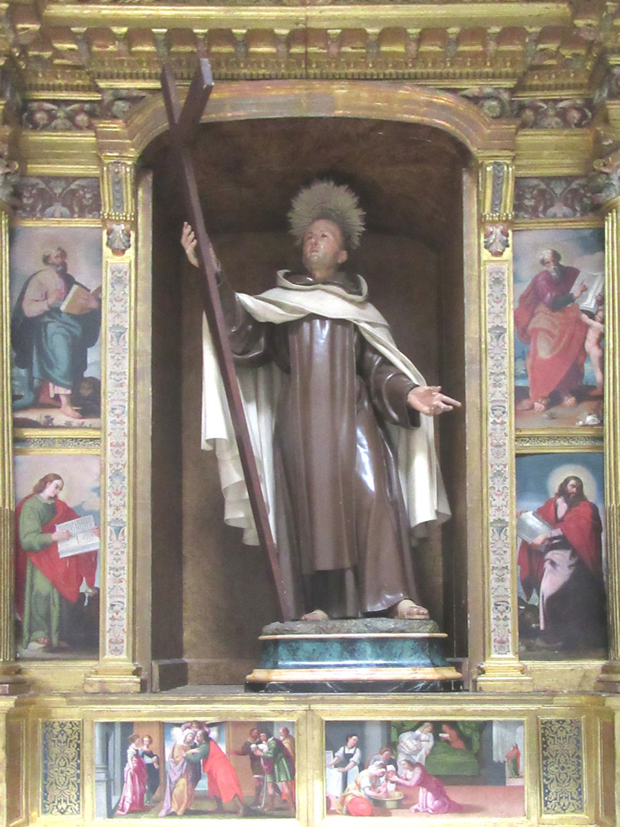 Altar in der Johannes vom Kreuz geweihten Kapelle in der Klosterkirche San José in Ávila, in der der Kanoniker Gaspare Daza bestattet ist, der am Gründungstag des Klosters die Messe las